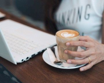 10 najlepších šablón životopisov Canva (+5 najlepších alternatív)