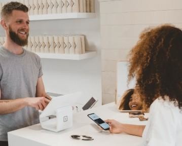 10 najlepších zručností v oblasti služieb zákazníkom a ako ich zlepšiť