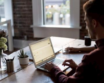 30+ najlepších tipov a rád na písanie životopisov